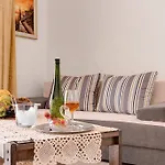 Majda Апартаменты *