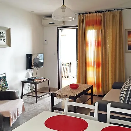 Apartman Majda