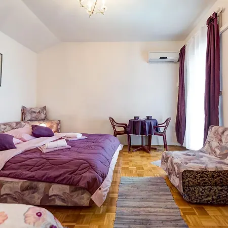 Apartment Majda *